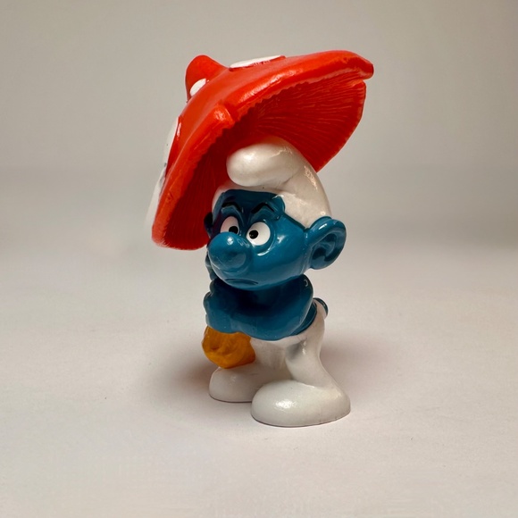 Vintage Smurf Carrying Mushroom – Bully © Peyo – W. Germany - Picture 5 of 7